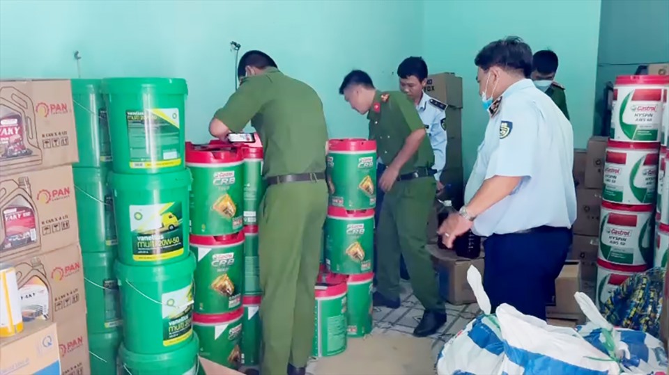 DẦU NHỚT GIẢ, DẦU KÉM CHẤT LƯỢNG – MỐI HỌA NGẦM CẦN QUAN TÂM